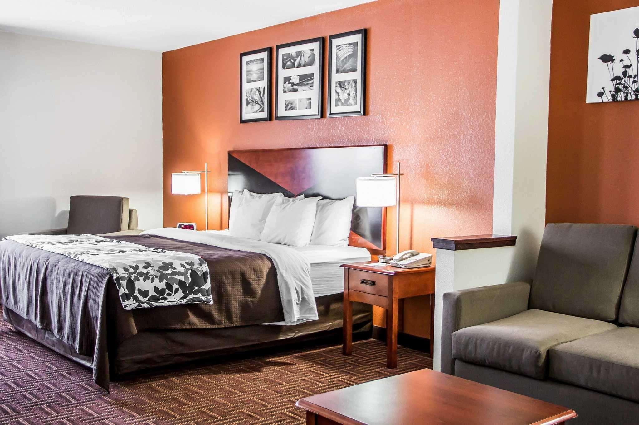 Sleep & Oklahoma North Hotel 3*