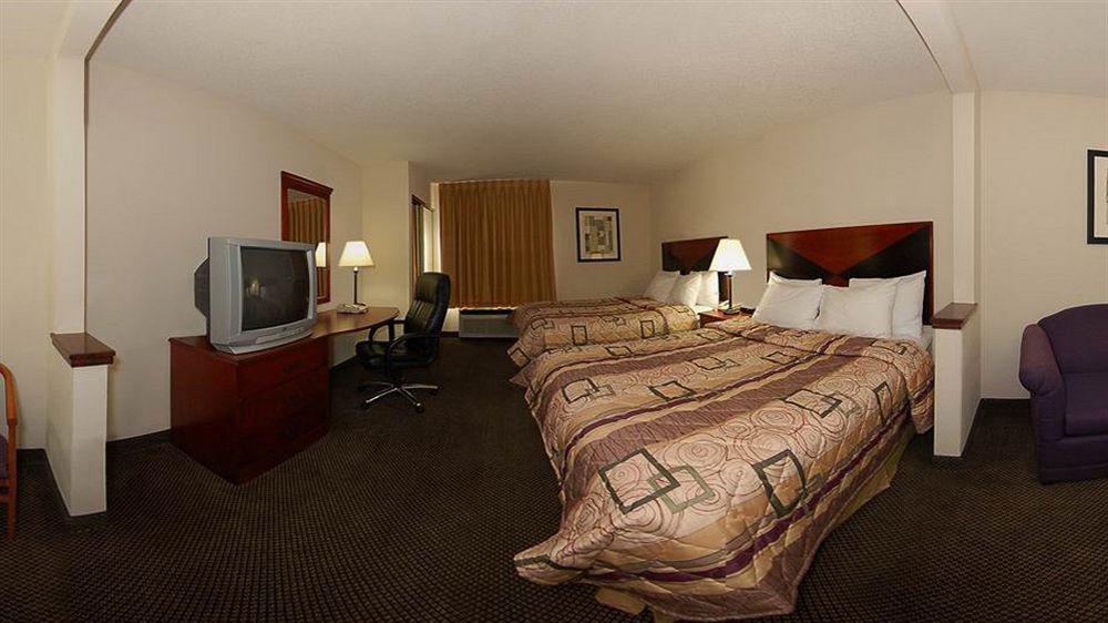 Sleep & Oklahoma North Hotel 3*